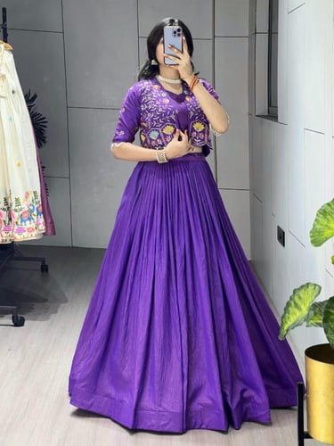 فستان سهرة بتدرج لوني جذاب