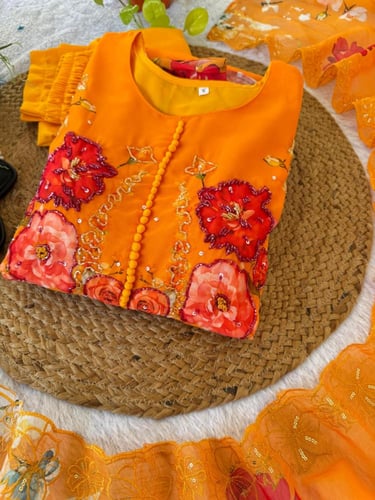 لمسة دلال ناعمة