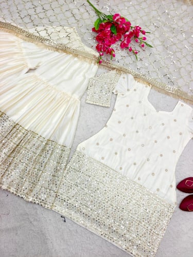 بنجابي سكري فخم بتطريز ناعم