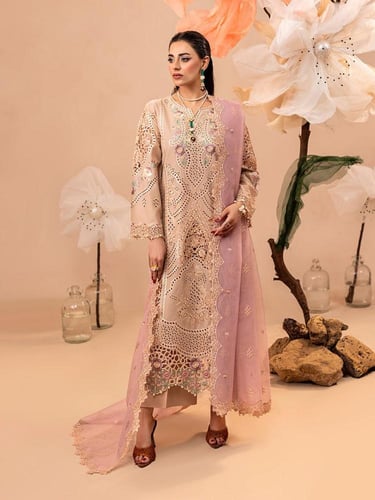 فستان هندي بلون بريق اللؤلؤ الوردي