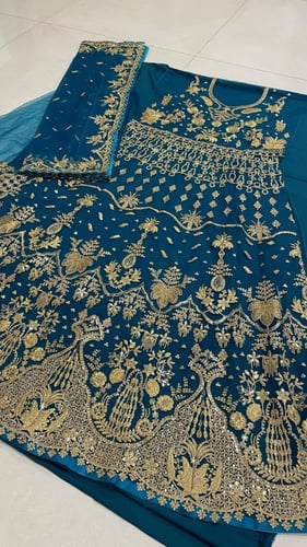 فستان سهرة هندي