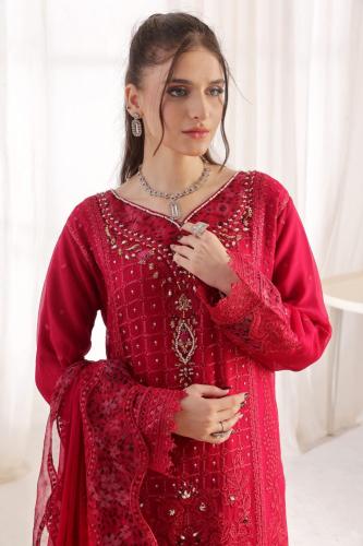 انوثتك تبتدي من همسة لون