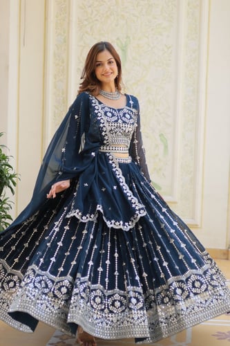 ساري هندي لمسة ملكية ساحرة