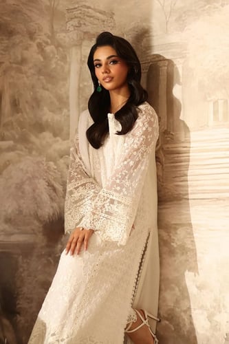 تناغم الأبيض والبيج