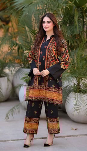 أطقم قطنية صيفية بألوان مشرقة