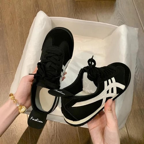 أحذية قماشية مسطحة