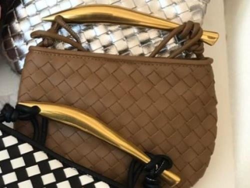 شنطة يد صغيرة نسائية