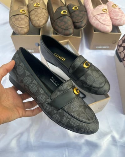 شوز كوتش كلاسيك