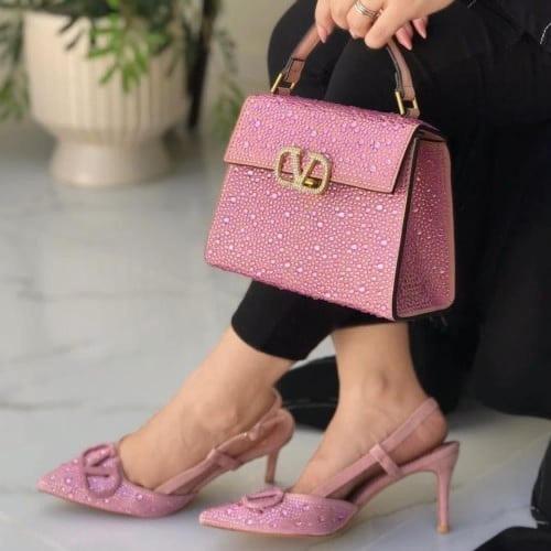 طقم شنطه و حذاء بينك