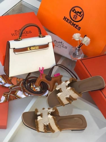 طقم حذاء مع شنطة هرمز