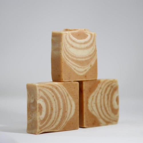 صابون طبيعي لحب الشباب - البرتقال و الشوفان