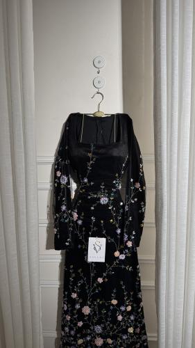 فستان العنود