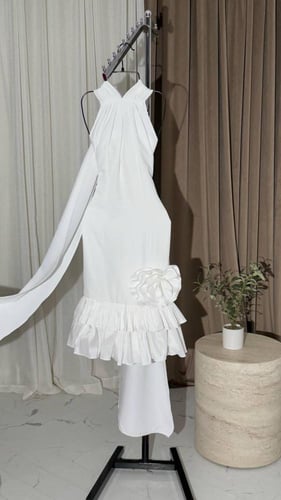 فستان قصير كسرات علاق