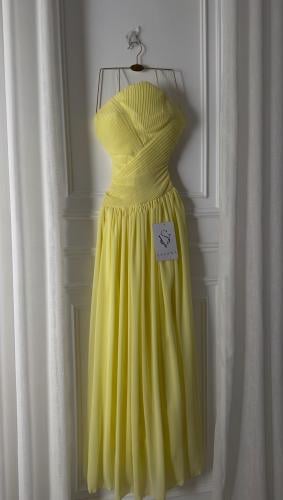 فستان ناعم اصفر توب