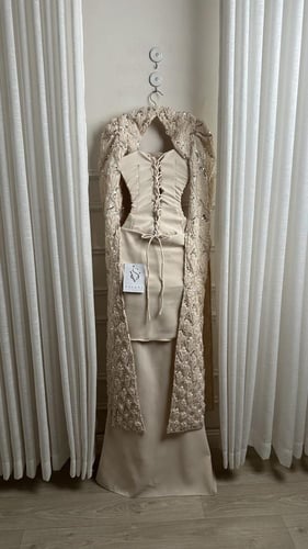 فستان العنود