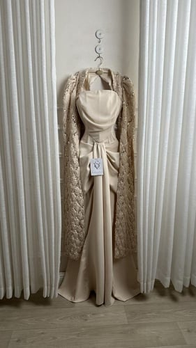 فستان العنود