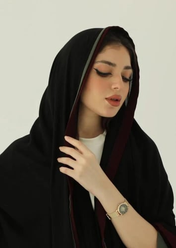 عباية عفراء