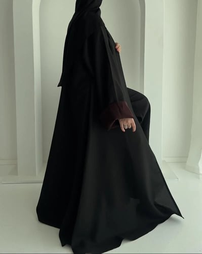 عبايه بيرنا