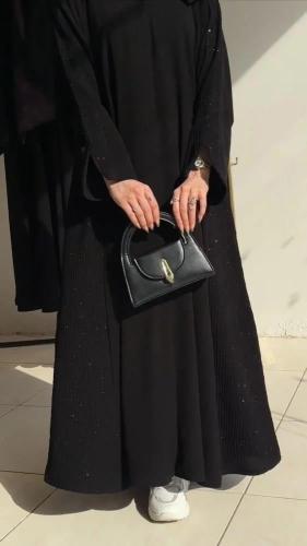 عبايه لماعه