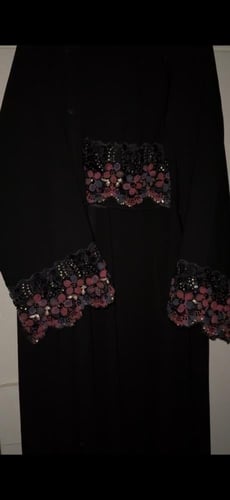 عباية نجيبه بلون عودي