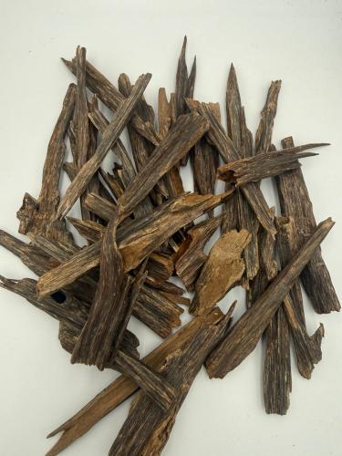 Indian oud, Nakland, super