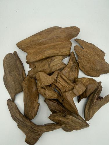 Moroccan natural oud for occasions
