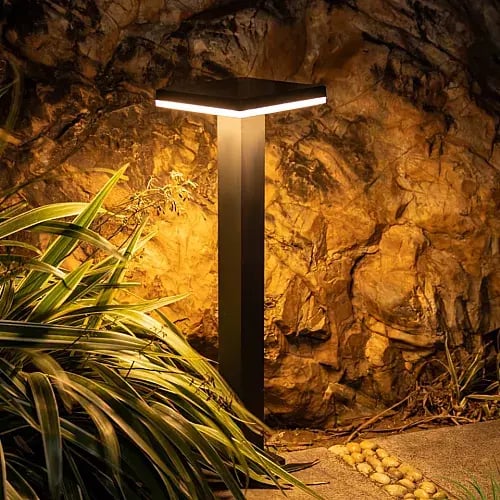 إنارة خارجية LED سوداء 5 واط | أصفر دافئ 3000K وتركيب أرضي