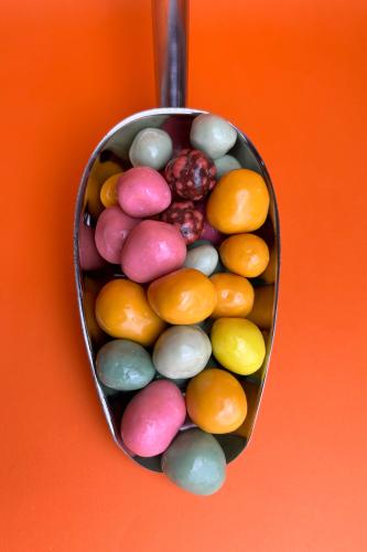 فراولة مغطاة بالشوكولاته مشكل