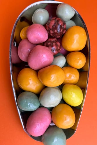 فروله مغطى بالشوكولاته مشكل ١٠٠جرام