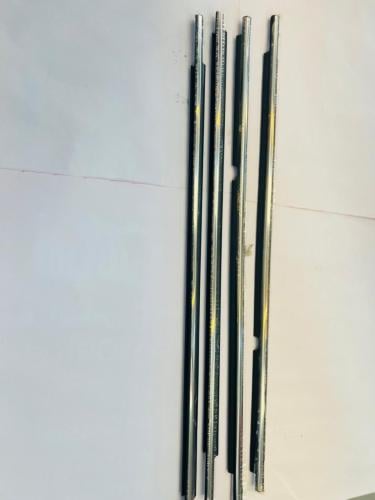 Glass door moldings for Toyota Land Cruiser (model...