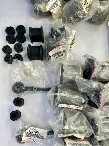 Original Toyota Land Cruiser model 1998+2007 belly set of 34 pieces