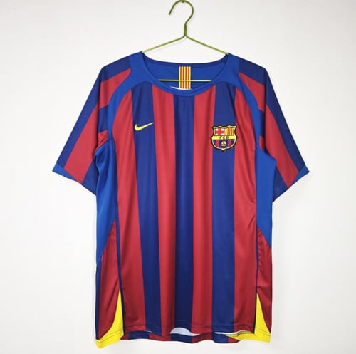 تيشيرت برشلونة كلاسيك ٢٠١١