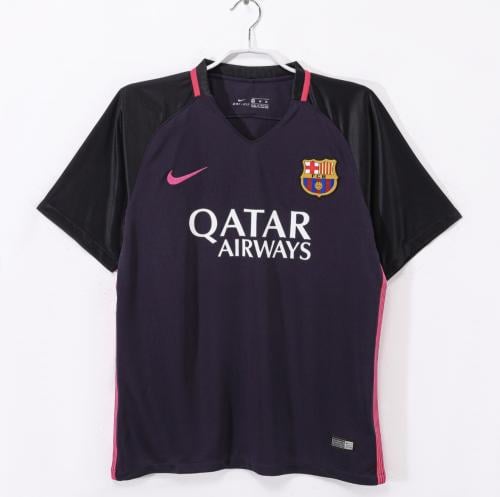 تيشيرت برشلونة الاحتياطي ٢٠١٧ كلاسيك