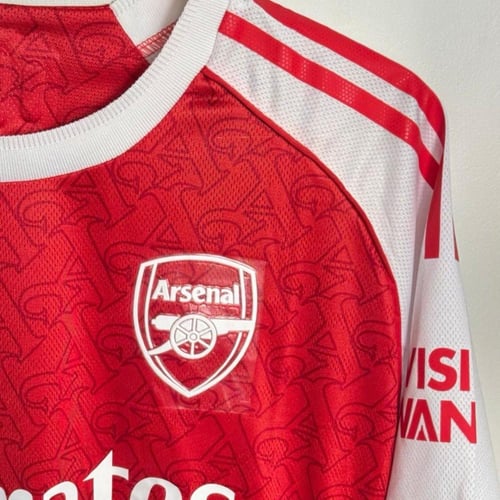تشيرت ارسنال الأساسي 2025