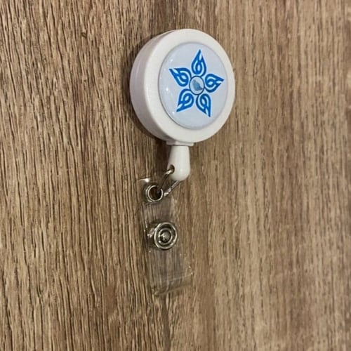 تعليقة بلاستيك لون ابيض 25 مل