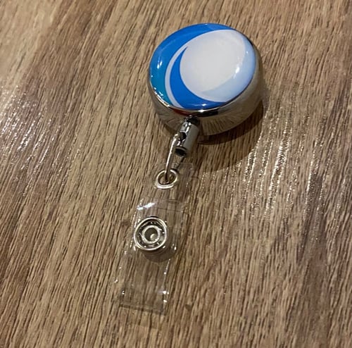 تعليقة بطاقة عمل فضي معدن 29 مل