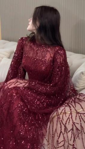 فستان سهره عنابي