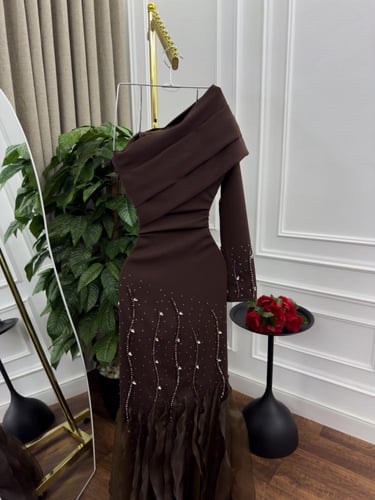 فستان سهره بني