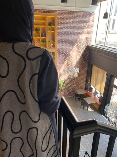 Dl13 عبايه شتويه جوخ وتوين اللون كحلي