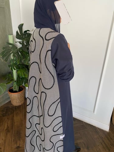 Dl13 عبايه شتويه جوخ وتوين اللون كحلي