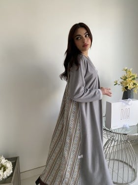 Dl12 عبايه شتويه جوخ وسدو ( TWO SIDES) اللون رمادي