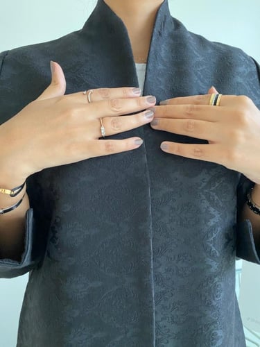 Dl14 عبايه كريب هندي باللون الاسود ( مشجر )