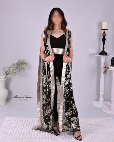 عبايه خارجية ذهبي