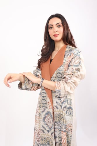 عباية رمضانية باللون الطوبي