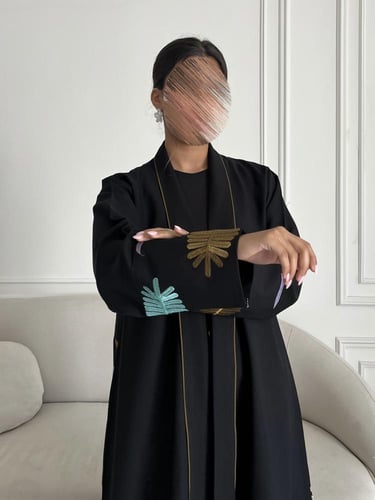 كريب تطريز بالخلف