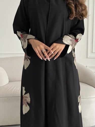 كريب تطريز بالجوانب