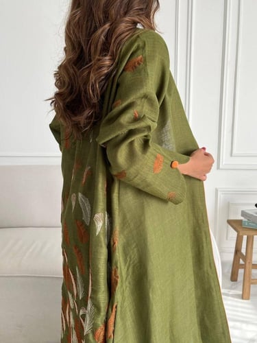 كريب تطريز بالخلف