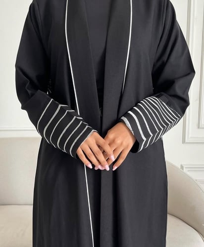 كريب تطريز بالخلف