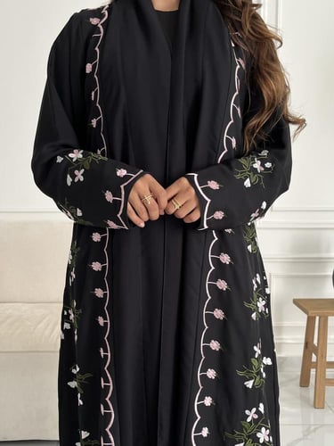 كريب تطريز بالجوانب