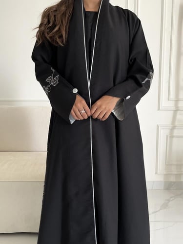 كريب تطريز بالخلف